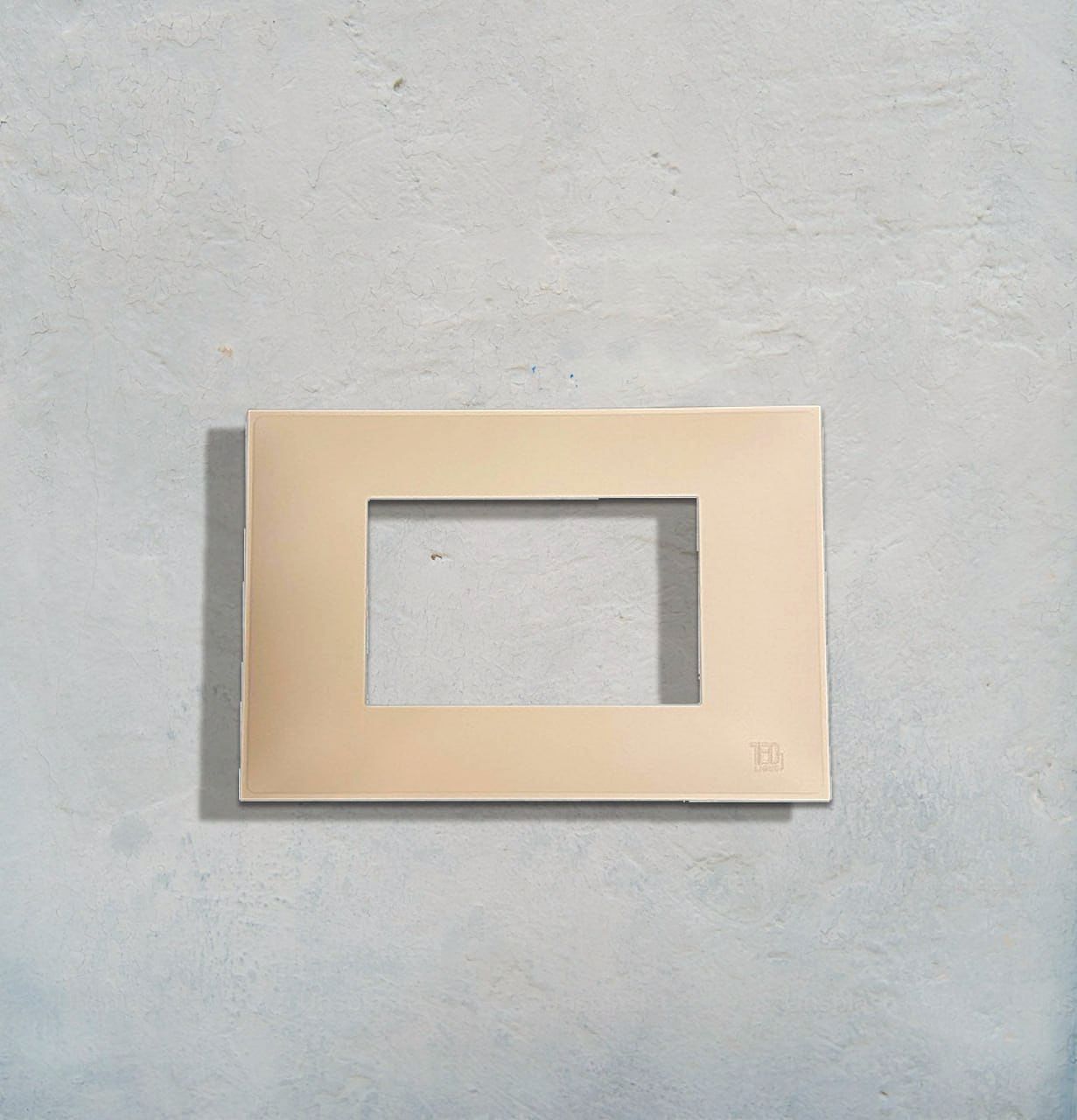TECROKA-PANEL2.jpg MOKA - Image 1